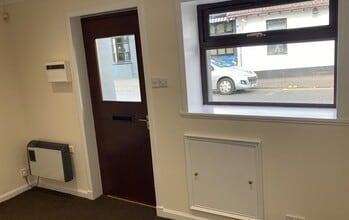 48 Grange St, Kilmarnock to rent Interior Photo- Image 1 of 1