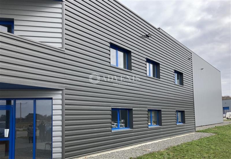 Office in Naveil to rent - Building Photo - Image 1 of 7