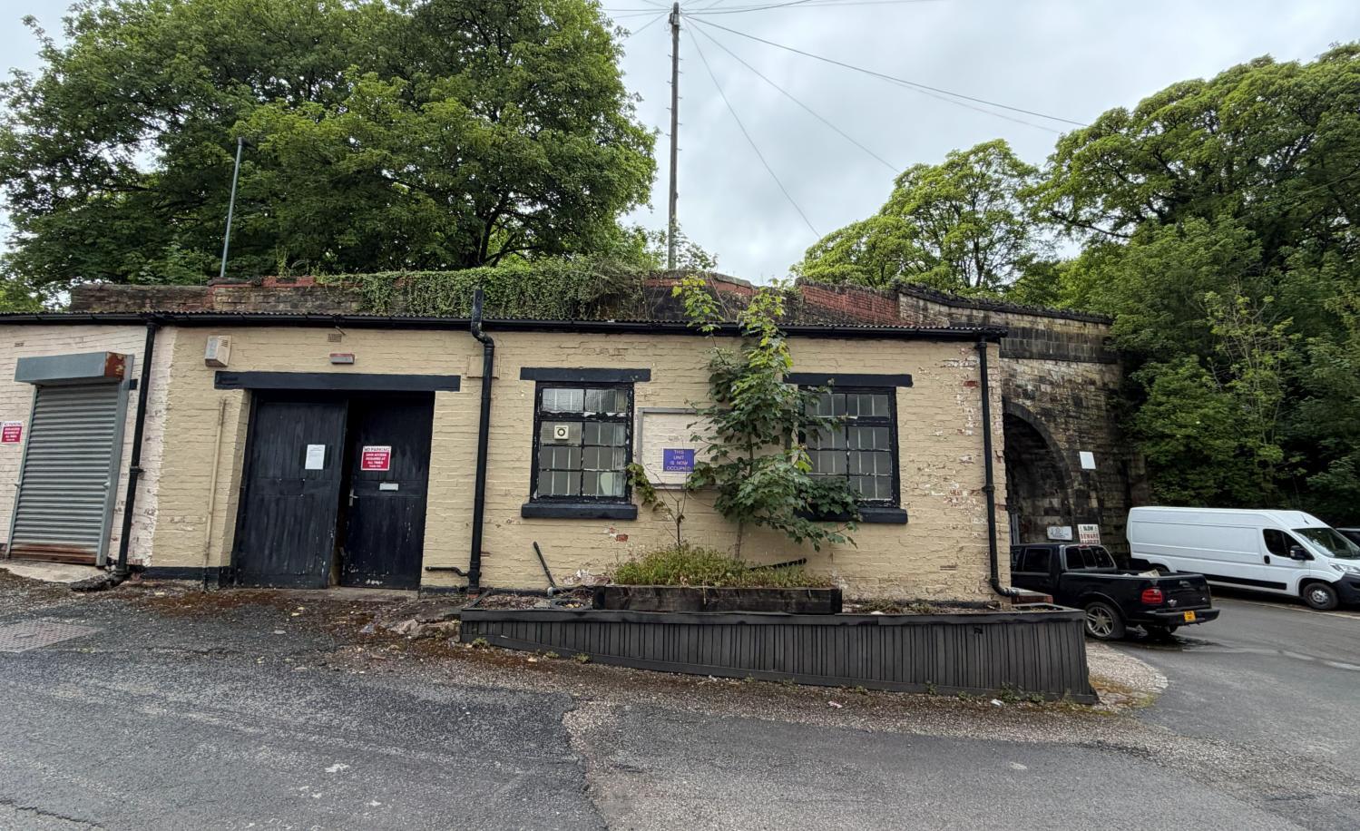 Leyland Mill Ln, Wigan to rent Primary Photo- Image 1 of 2