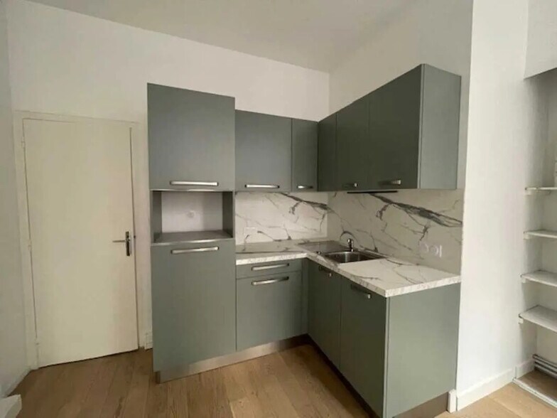 Office in Lyon to rent - Interior Photo - Image 3 of 5