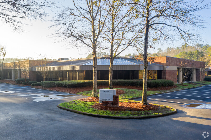 2100 Riverchase Pky, Birmingham, AL for rent - Building Photo - Image 1 of 6