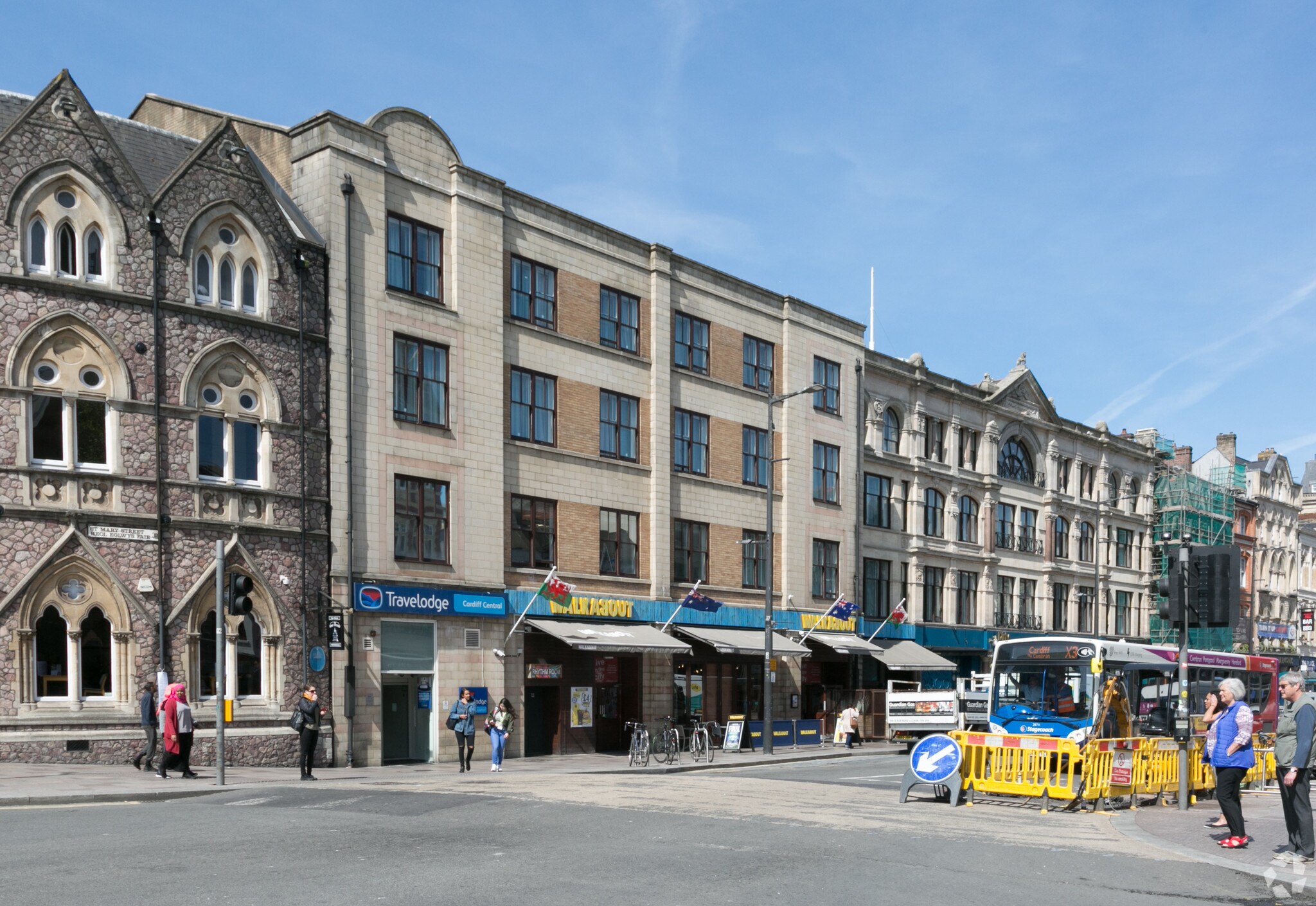 65-74 St. Mary St, Cardiff for sale Primary Photo- Image 1 of 1