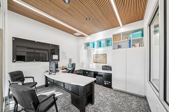 27971 Washington 410, Buckley, WA to rent Interior Photo- Image 2 of 13