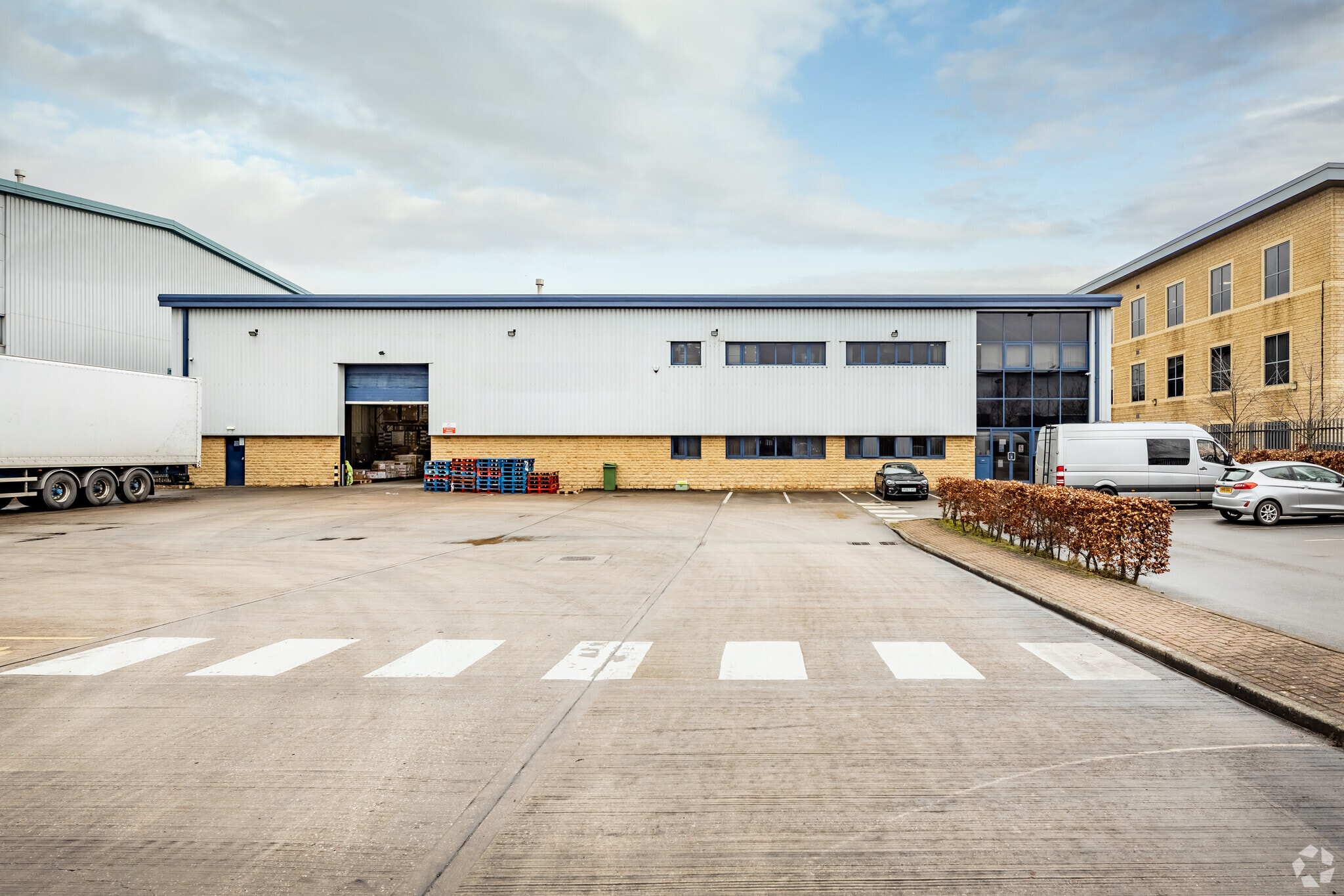 Premier Way, Elland for sale Primary Photo- Image 1 of 1