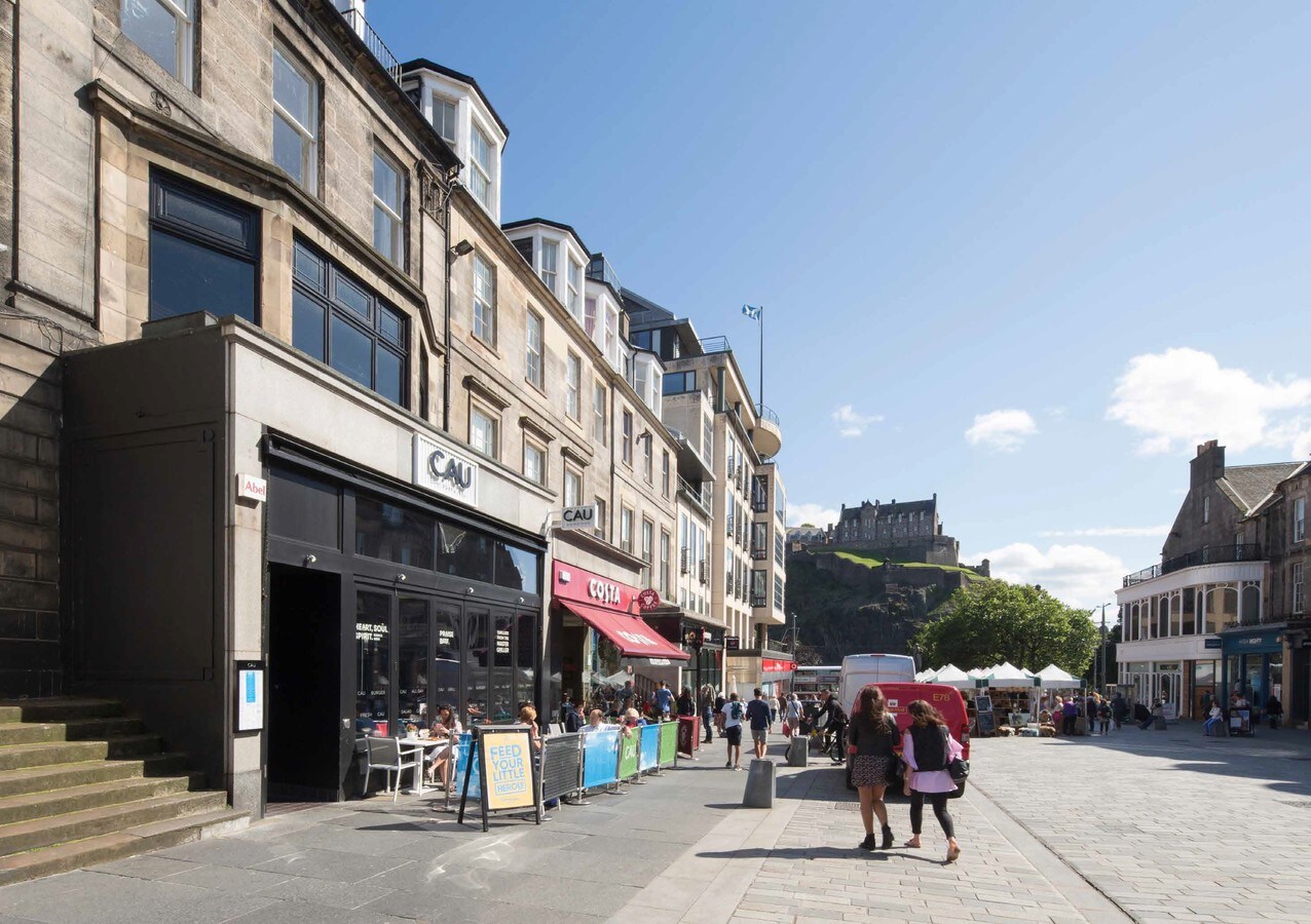 15 Castle St, Edinburgh EH2 3AH