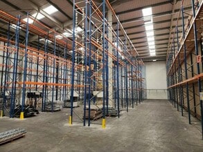Gavin Way, Birmingham to rent Interior Photo- Image 2 of 4