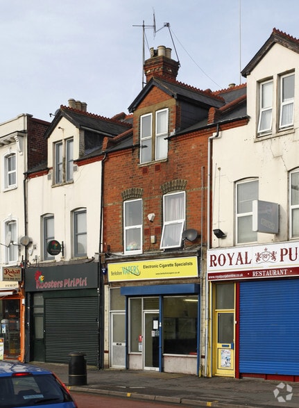 219 London Rd, Reading to rent - Building Photo - Image 3 of 5