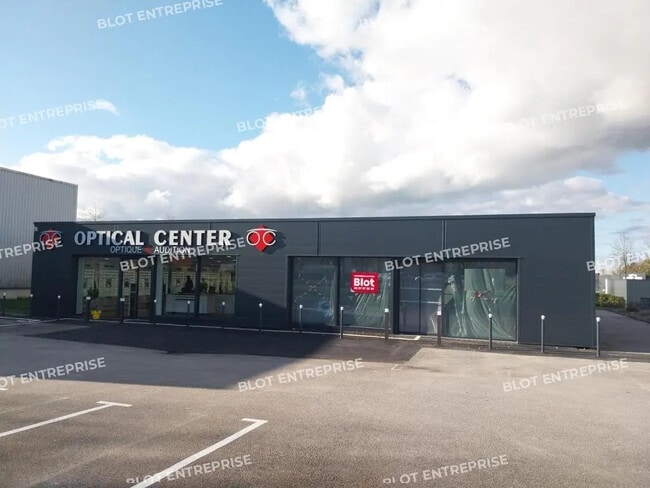 Location Commerce 300 m²