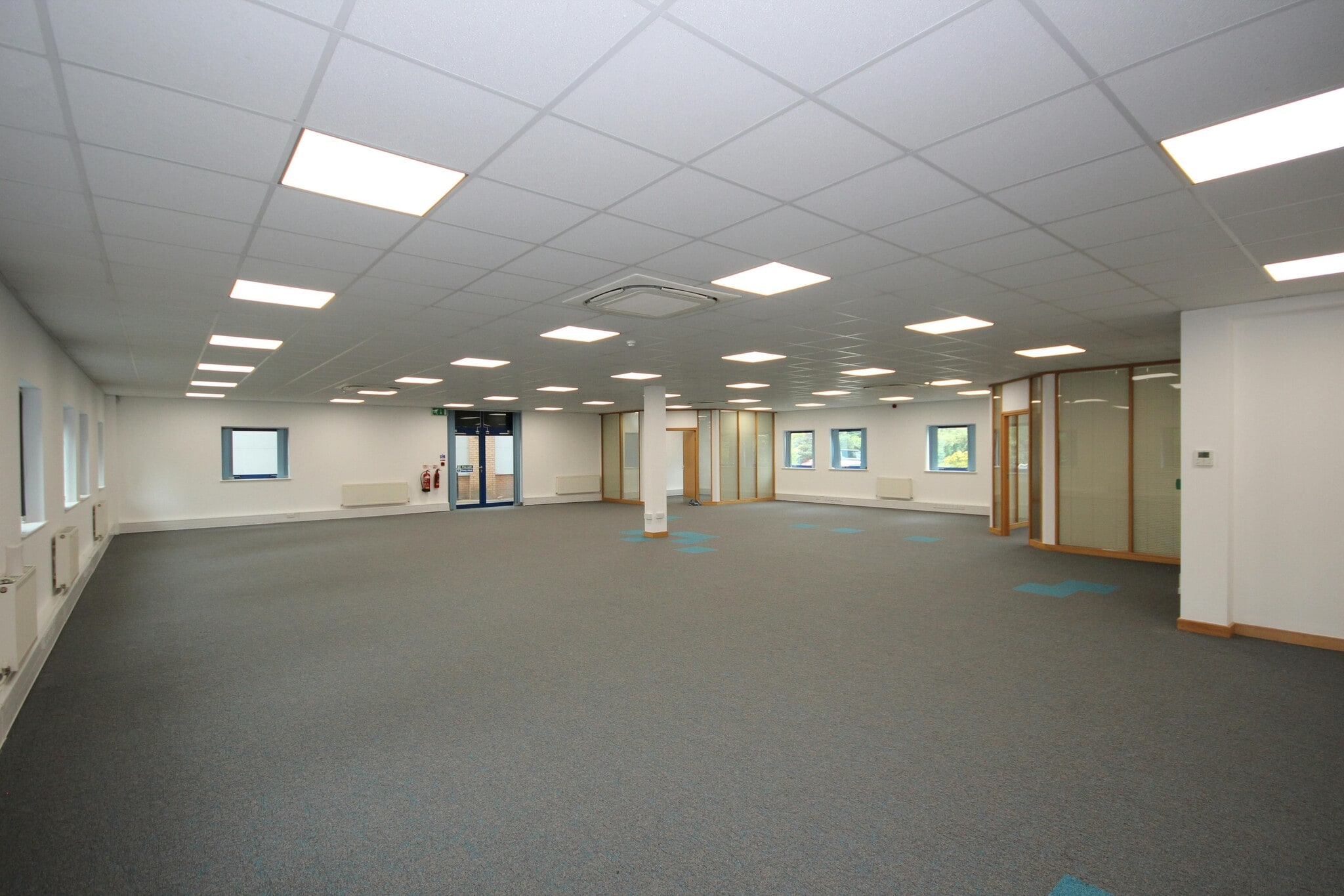 Steelpark Rd, Halesowen to rent Building Photo- Image 1 of 11