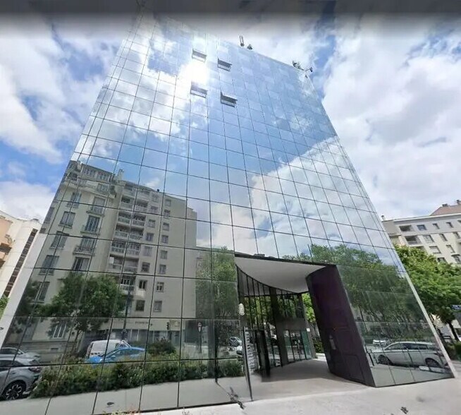 Office in Villeurbanne to rent - Building Photo - Image 1 of 13