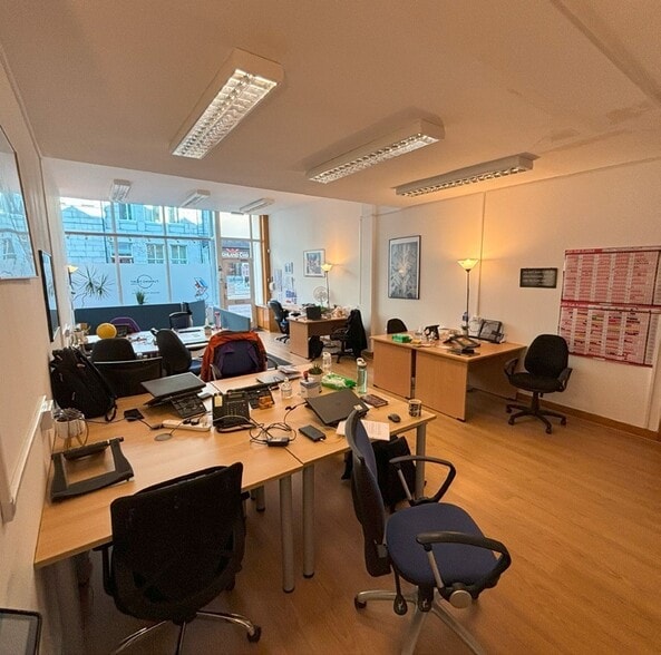 23-27 Holburn St, Aberdeen for sale - Building Photo - Image 2 of 2