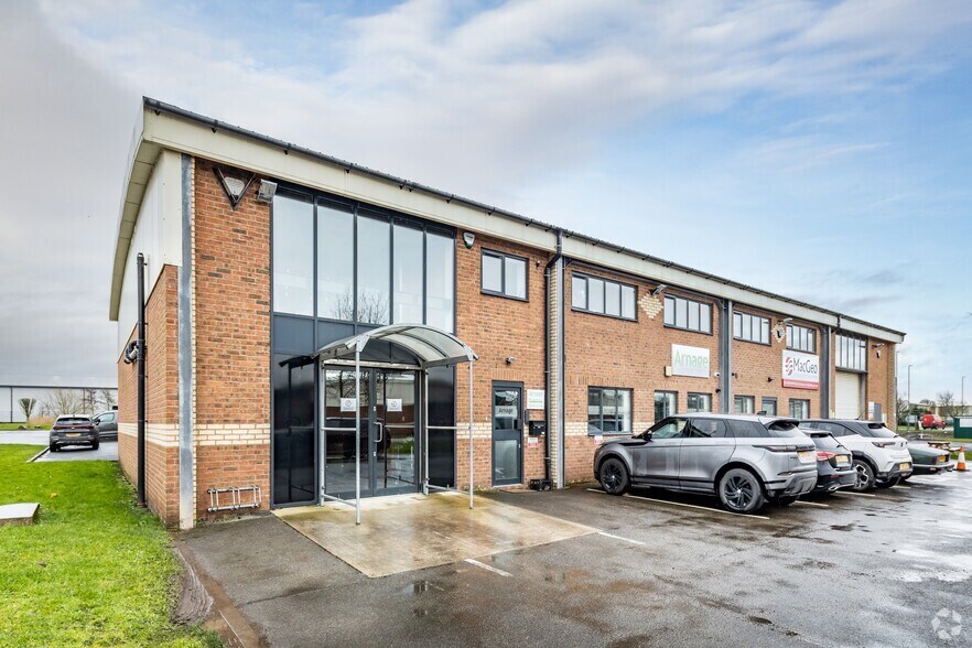 Ringtail Rd, Ormskirk for sale - Primary Photo - Image 1 of 1