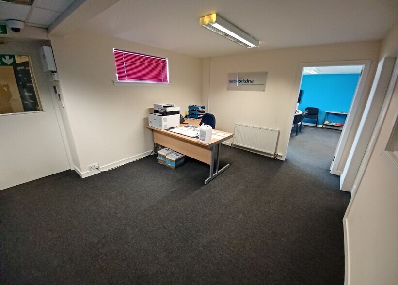 5 Novar Pl, Aberdeen to rent - Building Photo - Image 2 of 5