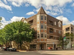 2301-3 W Belmont Ave, Chicago, IL for sale Building Photo- Image 1 of 10