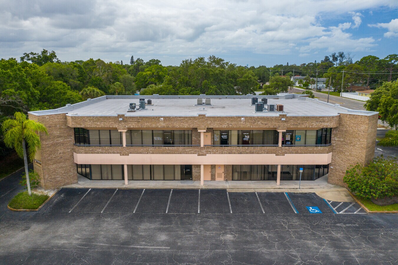 4837 Swift Rd, Sarasota 34231 UK