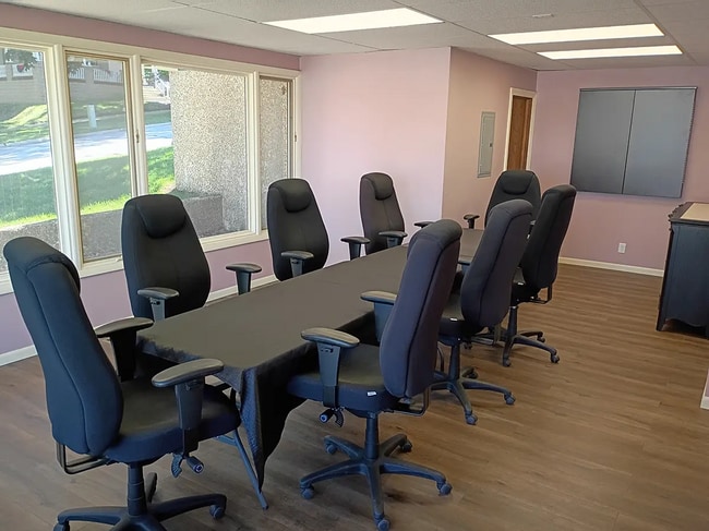 More details for 110 S 6th St, Sac City, IA - Co-working to Rent