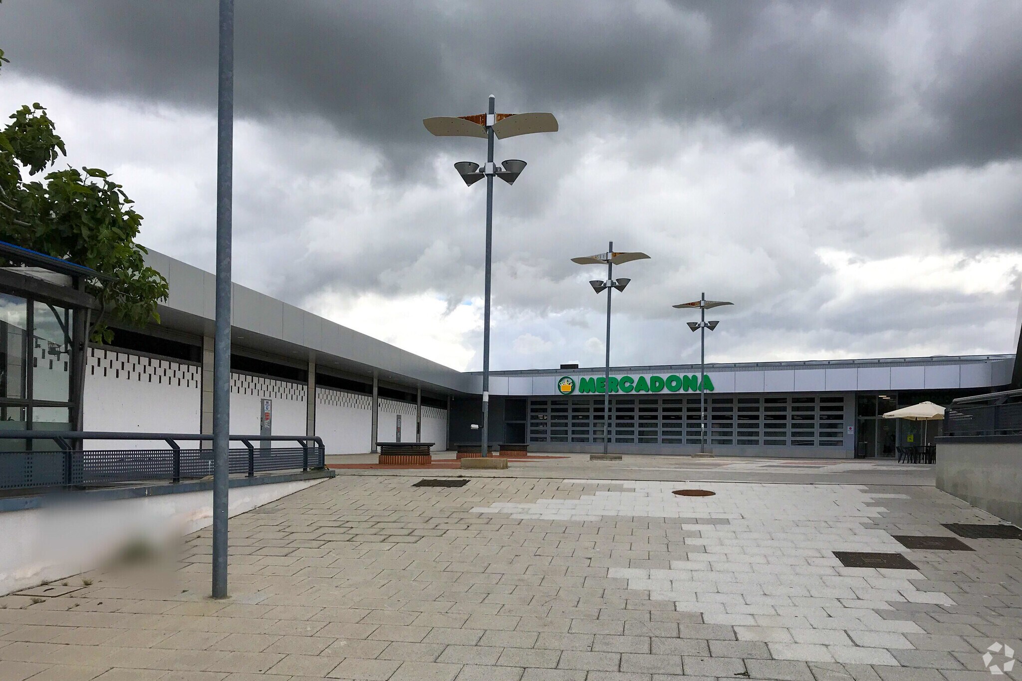 Avenida de la Libertad, 91, Colmenar Viejo, Madrid to rent Building Photo- Image 1 of 3