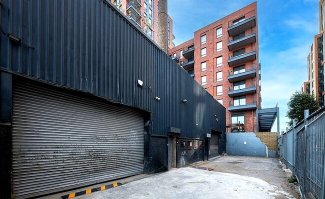 More details for 95 Haymerle Rd, London - Light Industrial to Rent