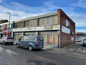 5-19 Providence St, Wakefield to rent Building Photo- Image 1 of 2