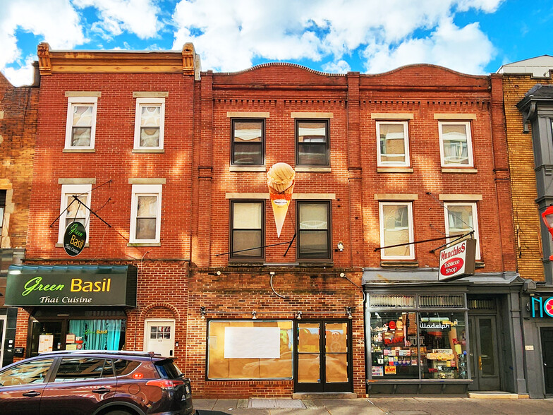 242 South St, Philadelphia, PA for rent - Building Photo - Image 1 of 17