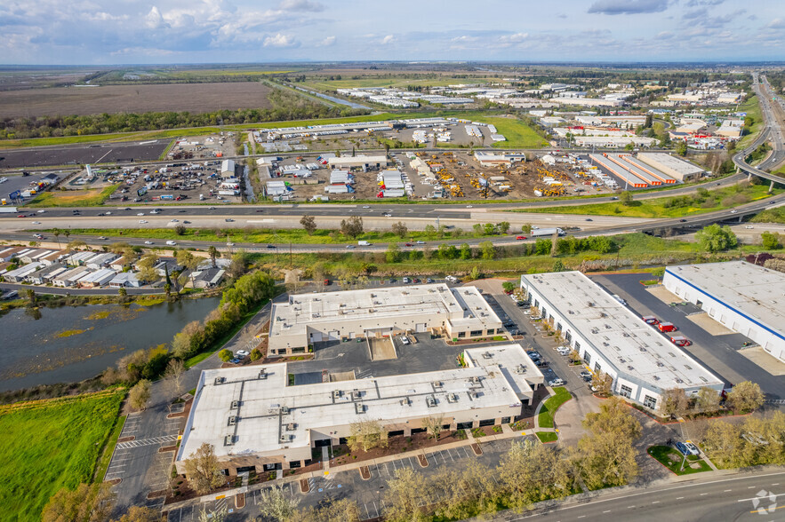 3680 Industrial Blvd, West Sacramento, CA for rent - Building Photo - Image 3 of 4