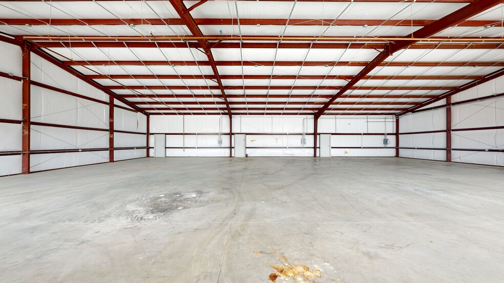 19005 FM 529, Cypress, TX to rent - Matterport 3D Scan - Image 3 of 23