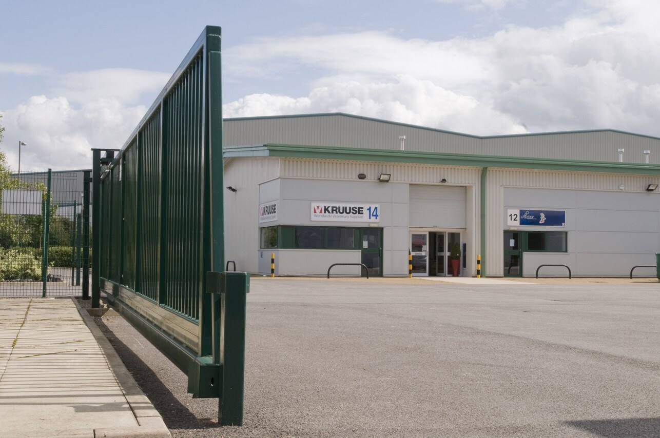 Lancaster Clos, Sherburn In Elmet for sale Primary Photo- Image 1 of 1