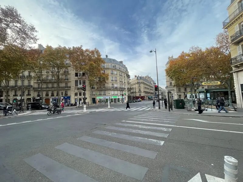 Office in Paris for sale Aerial- Image 1 of 4