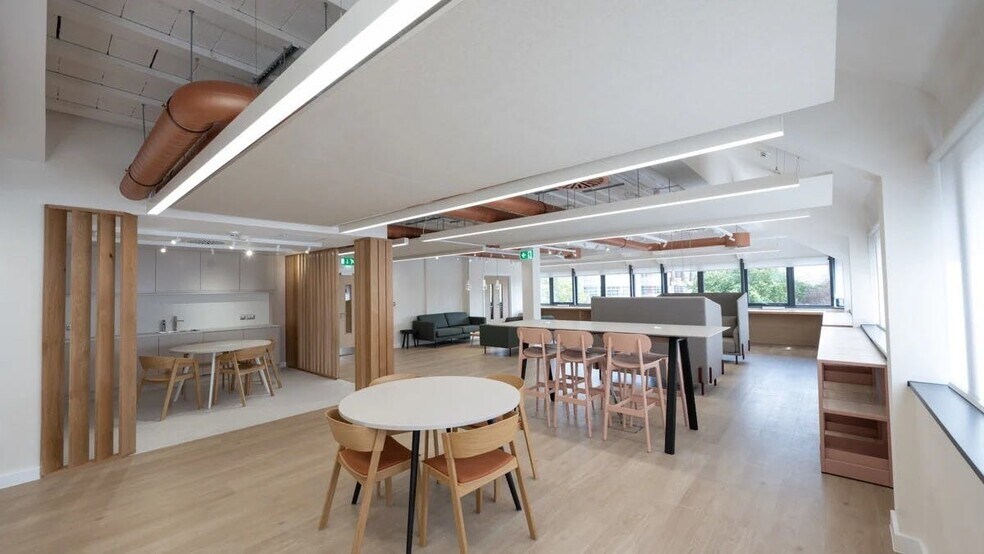 24 Hills Rd, Cambridge to rent - Building Photo - Image 2 of 5