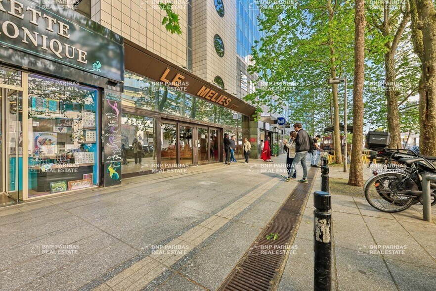 Office in Montreuil for sale - Building Photo - Image 1 of 31