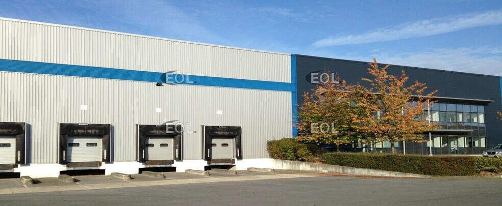Industrial in Brétigny-sur-Orge to rent - Building Photo - Image 1 of 2