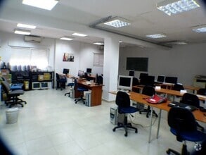 Retail in Cuenca, Cuenca to rent Interior Photo- Image 2 of 6