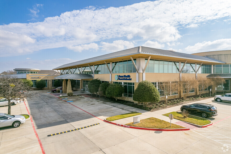 1545 E Southlake Blvd, Southlake, TX for rent - Building Photo - Image 1 of 12