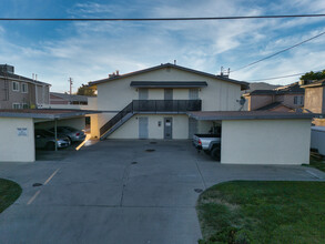 21509 Golden Hills Blvd, Tehachapi, CA for sale Primary Photo- Image 1 of 1