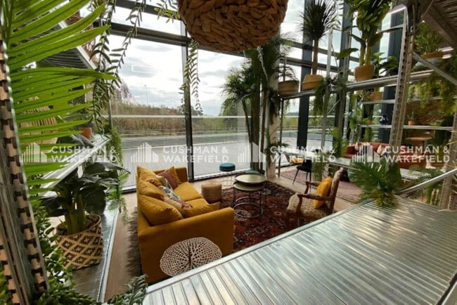 Coworking  - Jusqu'à 180 postes