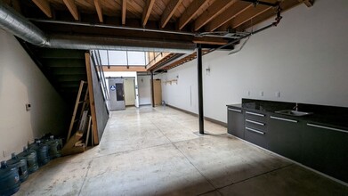 1800 S Brand Blvd, Glendale, CA for rent Interior Photo- Image 2 of 9