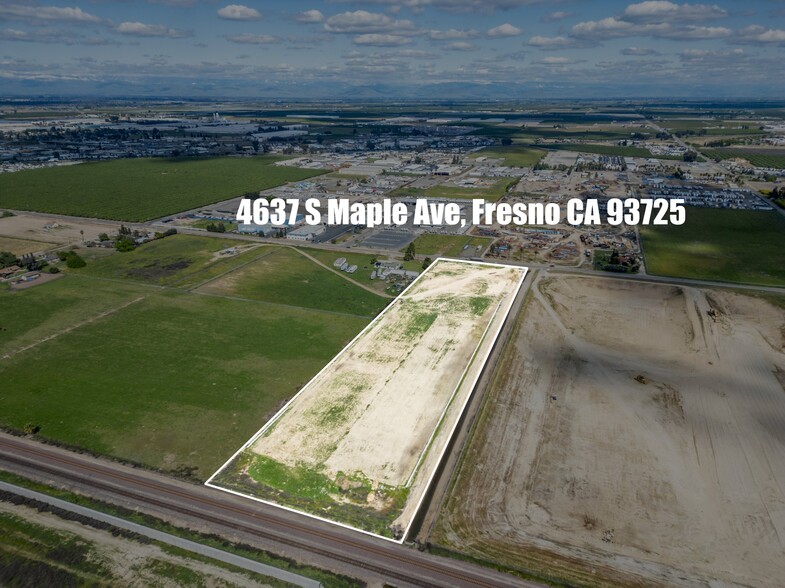 4637 S Maple Ave, Fresno, CA for sale - Aerial - Image 1 of 7