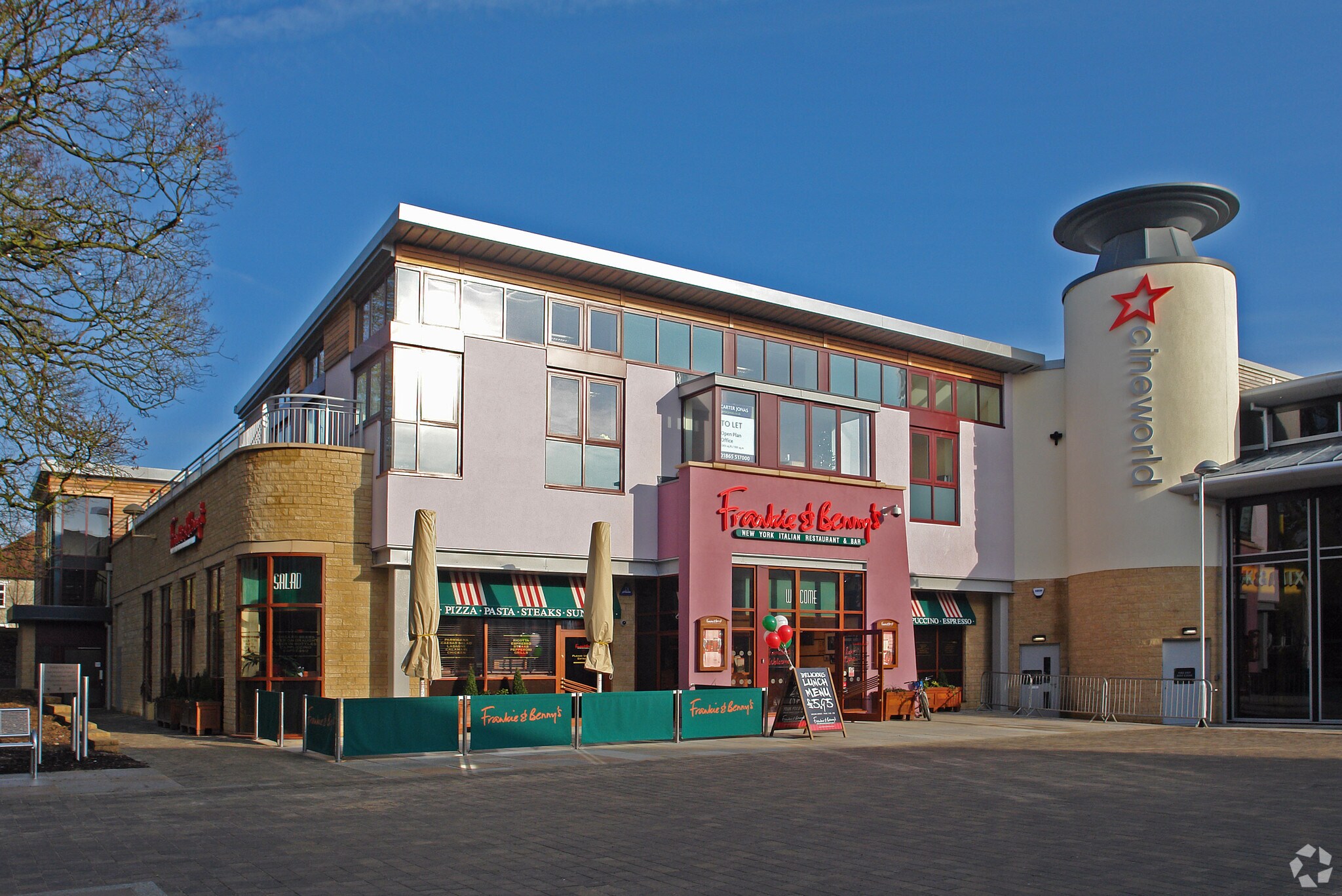 Marriotts Clos, Witney for sale Primary Photo- Image 1 of 1