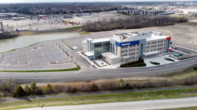 39000 W Seven Mile Rd, Livonia, MI - aerial  map view