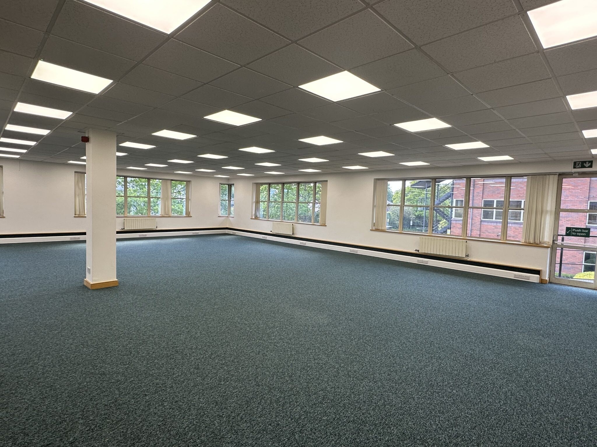 Sealand Rd, Chester to rent Interior Photo- Image 1 of 5