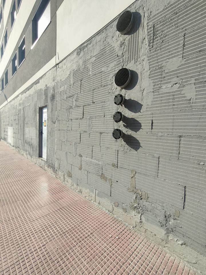 Retail in Alcalá de Henares, Madrid to rent Interior Photo- Image 1 of 4