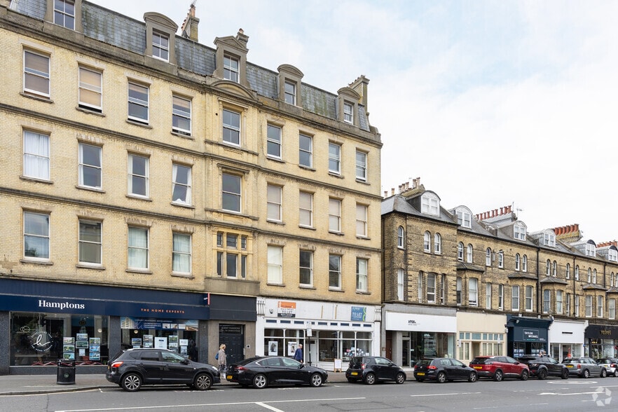 56 Church Rd, Hove to rent - Building Photo - Image 2 of 6