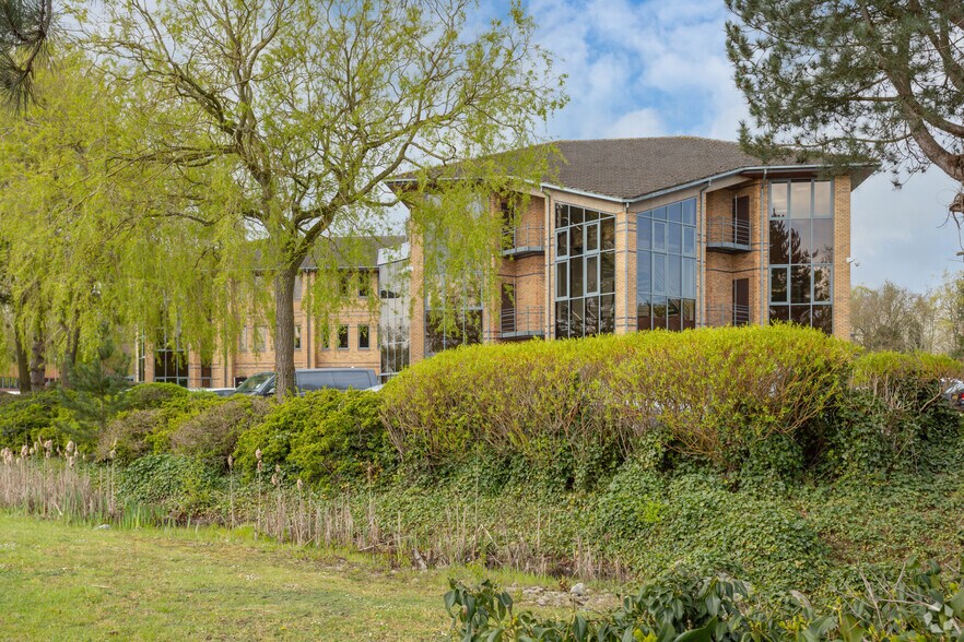 2M Siskin Dr, Coventry to rent - Building Photo - Image 3 of 8