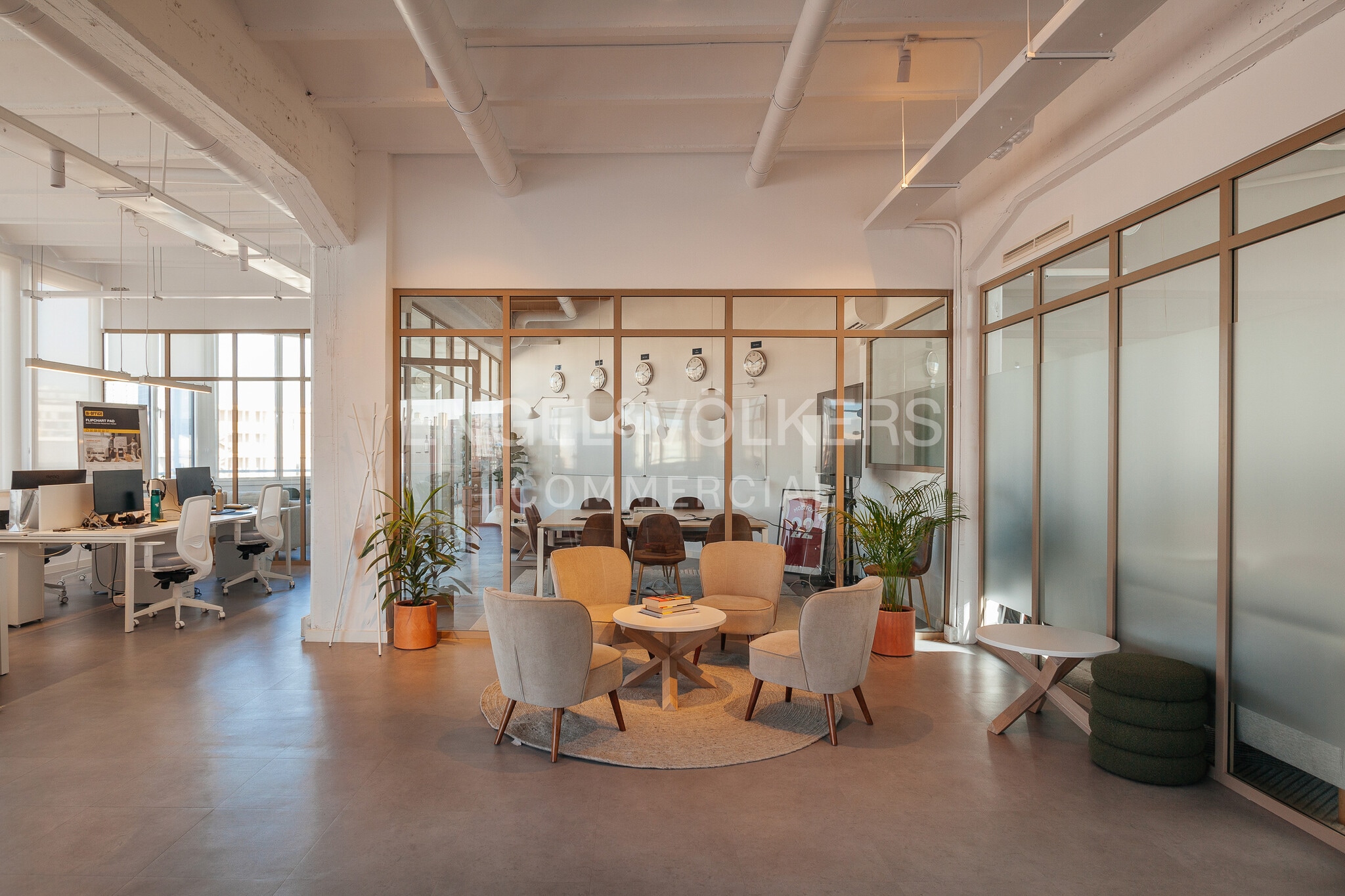Office in Barcelona, Barcelona to rent Interior Photo- Image 1 of 17