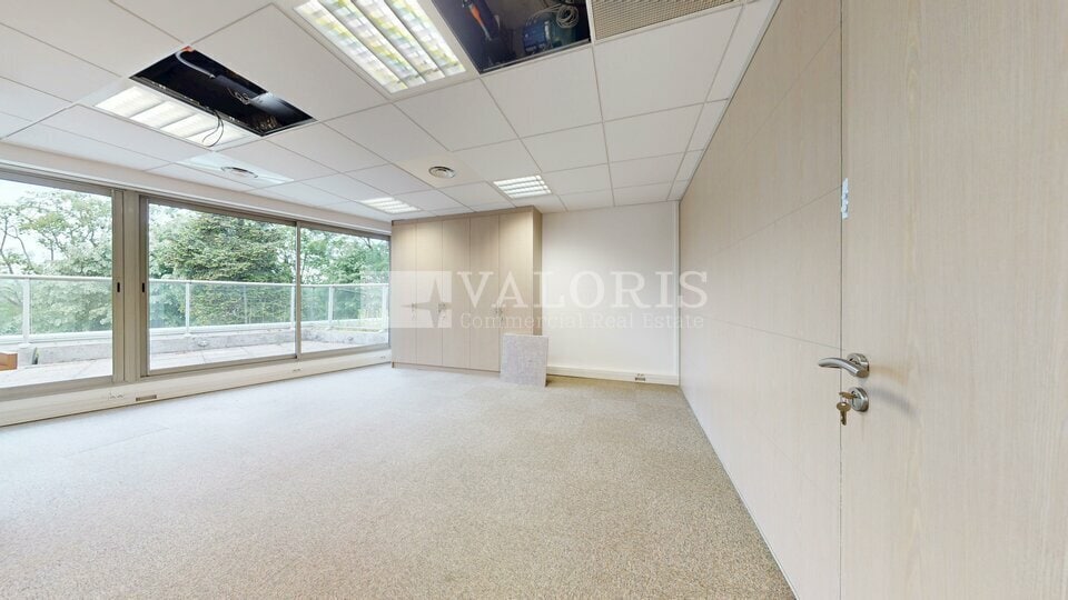 15 Chemin Du Saquin, Écully to rent - Interior Photo - Image 3 of 15