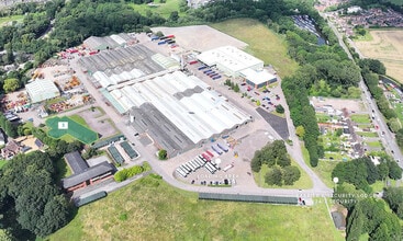 1 Coleshill Rd, Tamworth to rent Building Photo- Image 1 of 2