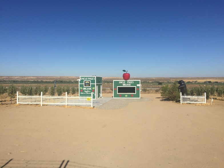 25135 National Trails Hwy, Helendale, CA for sale - Primary Photo - Image 1 of 60