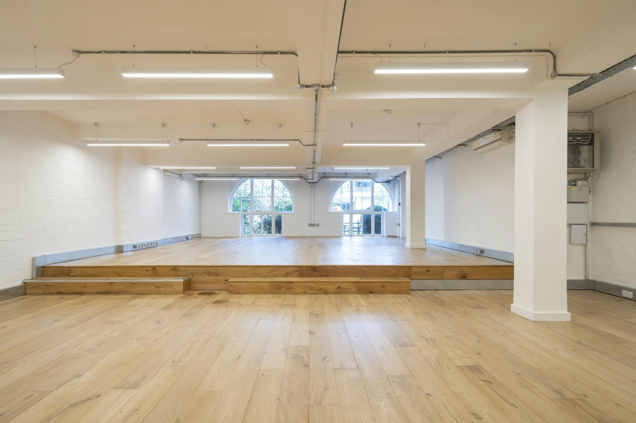 44-48 Wharf Rd, London to rent Interior Photo- Image 1 of 8
