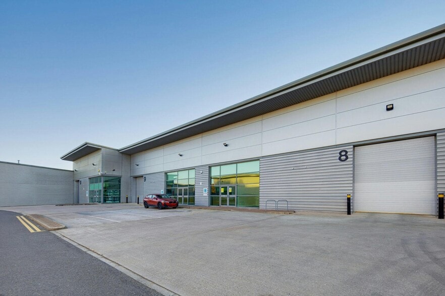 Europa Blvd, Warrington to rent - Building Photo - Image 3 of 10