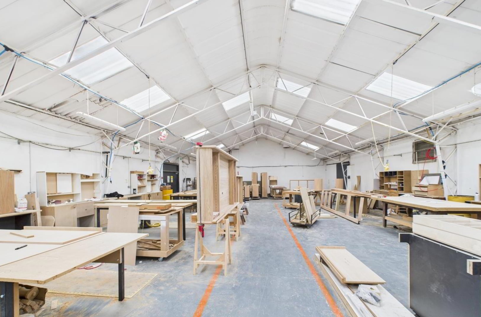 169-173 Obins St, Craigavon to rent Interior Photo- Image 1 of 5